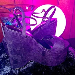 Brand New Faux Suede Platform Open Toes